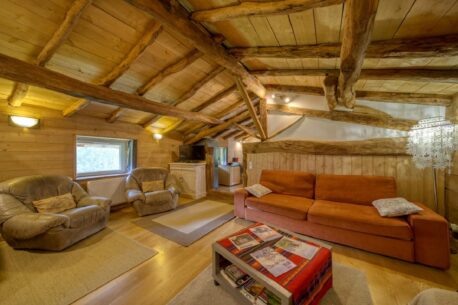 Séjour grand confort au coeur du Vercors. Cottage in Choranche.