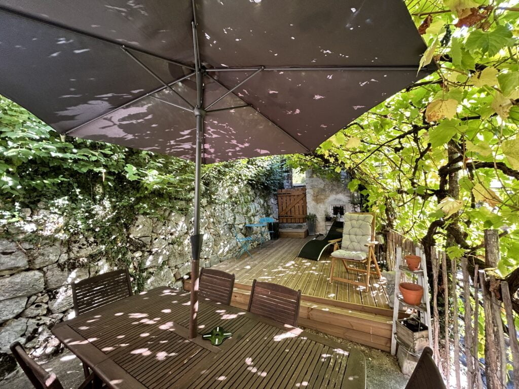 Terrasse l'échappée en Vercors, gîte Vercors, Choranche
